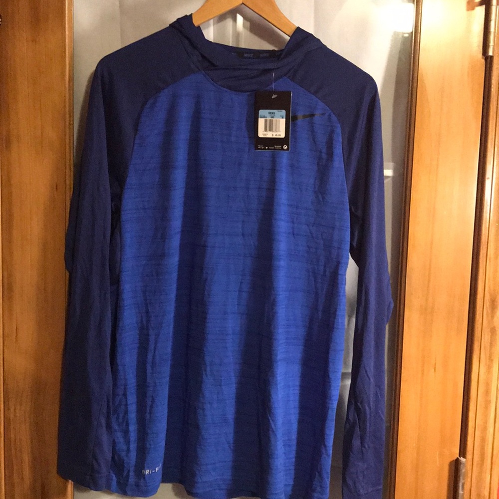 NWT NIKE DRI-FIT HOODIE